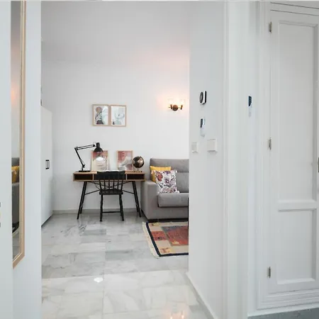 Cute In The Heart Of 1 Bedroom Apartment Marbella