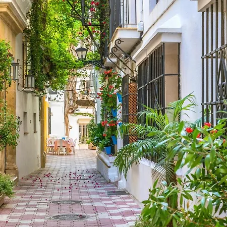 Cute In The Heart Of 1 Bedroom Marbella